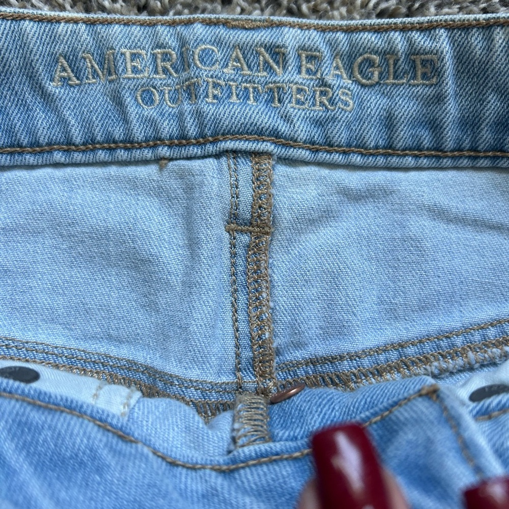 American Eagle Outfitters light wash distressed mini skirt size 0 - Picture 2 of 7